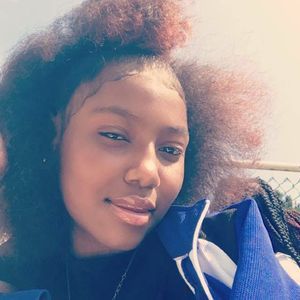 Meet your Posher, Kaleigh